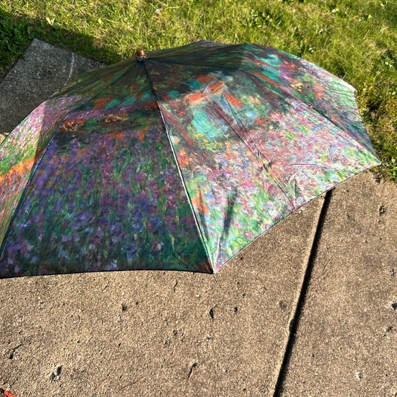 VINTAGE SALAMANDER (1992) POLYESTER WATERCOLOR PRINT WOOD HANDLE UMBRELLA - Picture 5 of 16